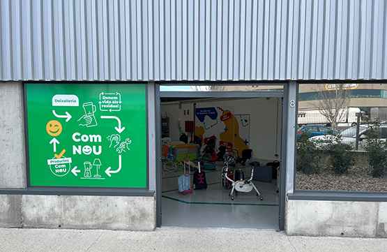 Com nou exterior