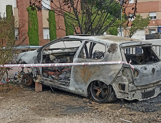 incendi cotxe2