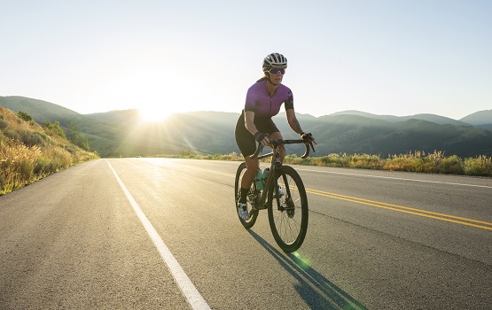 professional cyclist woman dest